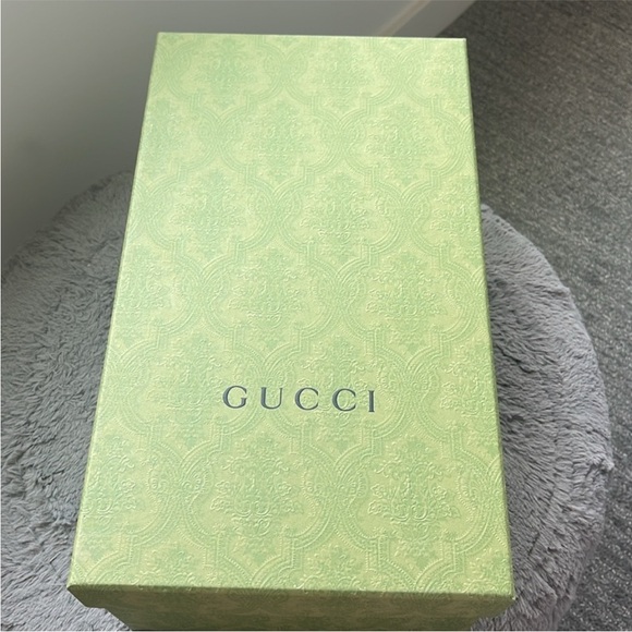 Gucci X Disney Donald Duck 🦆 Slides 🛝 - Picture 5 of 10